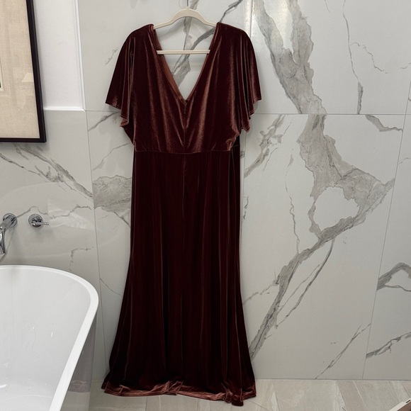 Revelry Plus Size Deep Burgundy Formal Velvet Dress | Plus Size - Picture 5 of 9